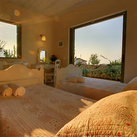 Linatela Ideales 莫斯塔